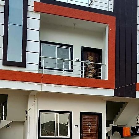 Unity Homestay Garudeshwar Ngoại thất bức ảnh
